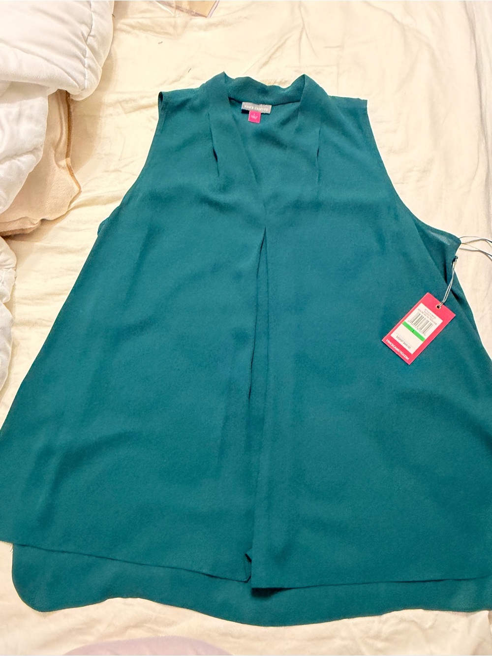 Vince Camuto Emerald Green V-Neck Sleeveless Blouse